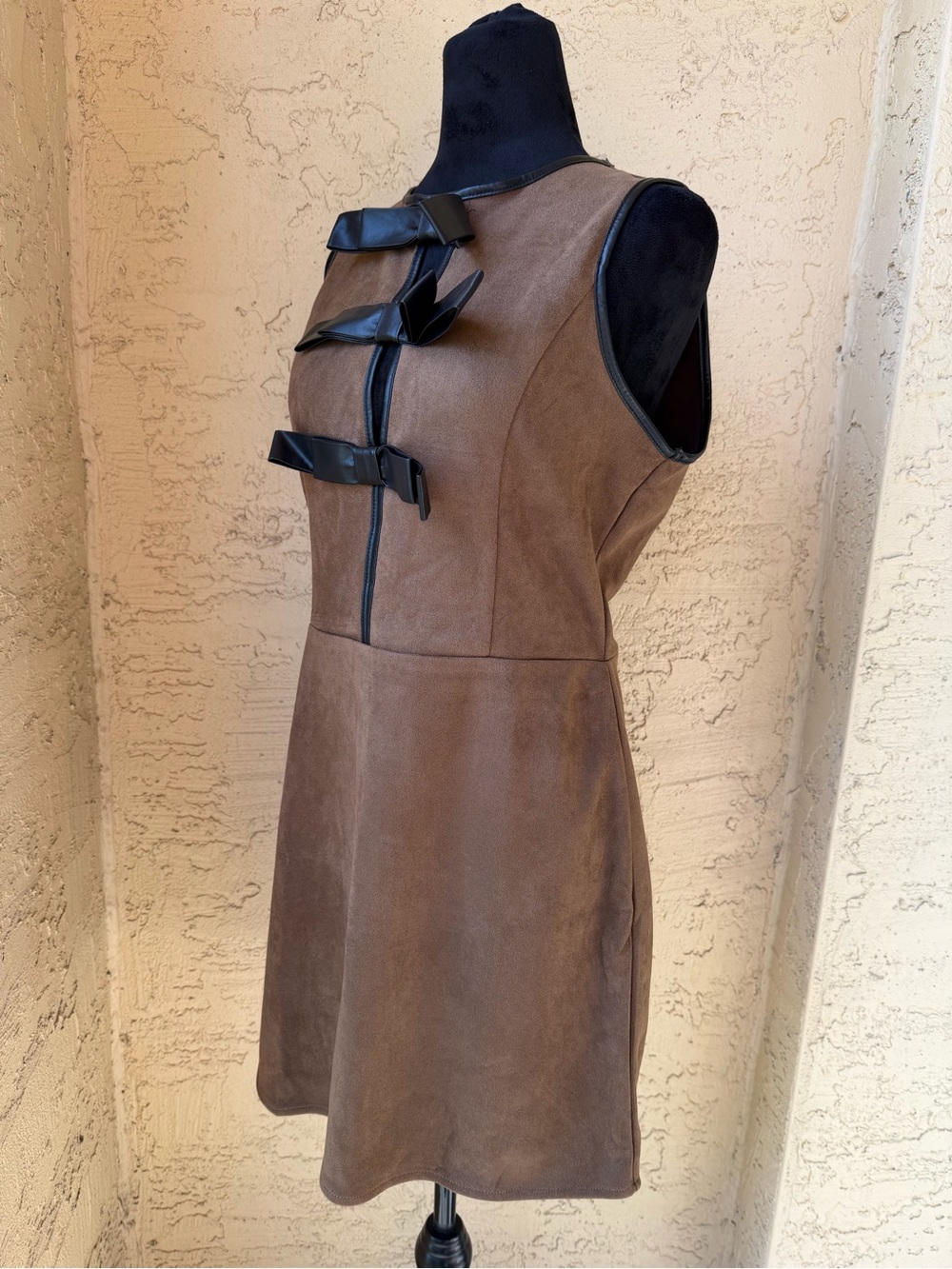 Antropologie Flat White Faux-Suede Sleeveless Bow-Trim Event Mini Dress M NWT - Picture 7 of 14